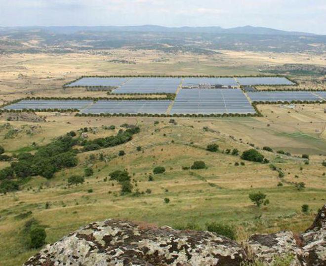 Termodinamico, gli anziani del paese: «Non ci provate» 