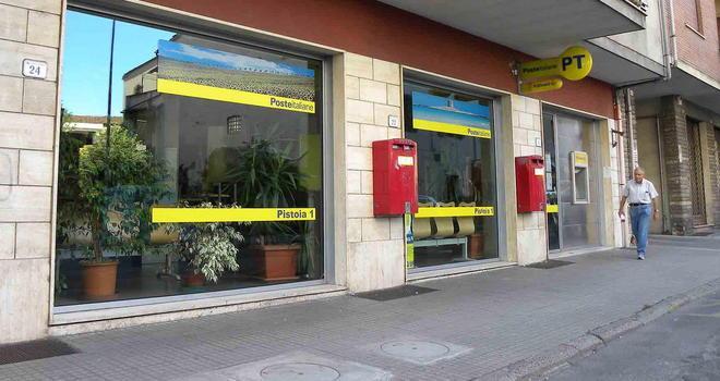 Picchiato dopo aver riscosso la pensione 