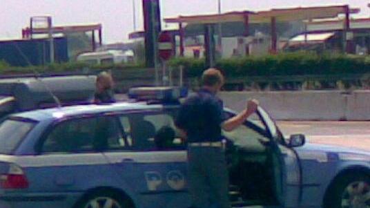 Fuga per non pagare la benzina: beccati
