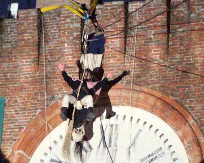Due giorni dedicati alla Befana: ecco dove arriva la vecchietta. E non sempre sulla scopa 