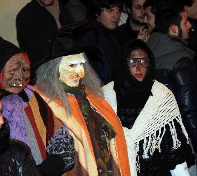 Musica e maschere a Capanne 