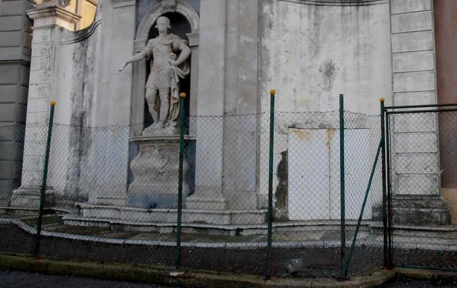 S. Jacopo, ma quella è solamente una rete da pollaio
