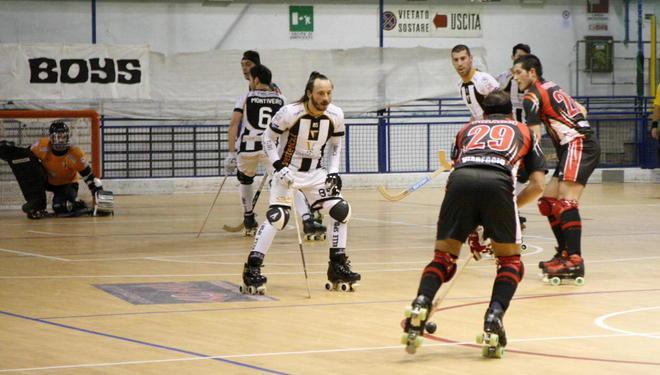 Il Cgc stravince il derby al Palazzetto 