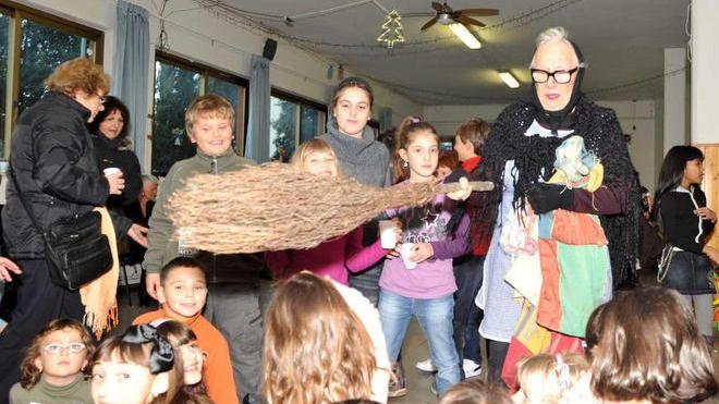 Cominciano oggi tra dolci e giochi le feste con la Befana