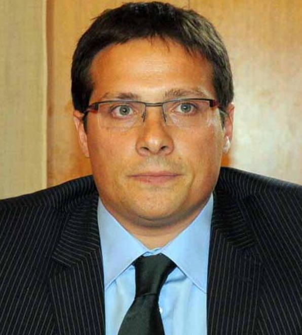 I residenti insistono «Non basta chiudere i locali alle 2 di notte» 