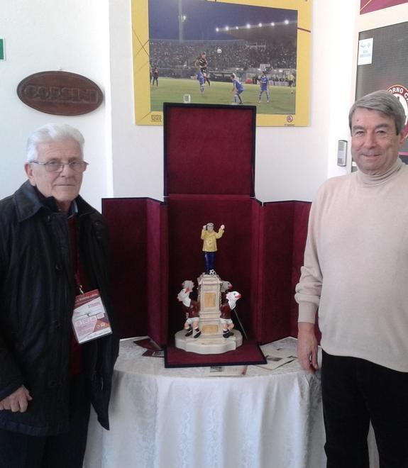 Spinelli, un regalo per i suoi 74 anni