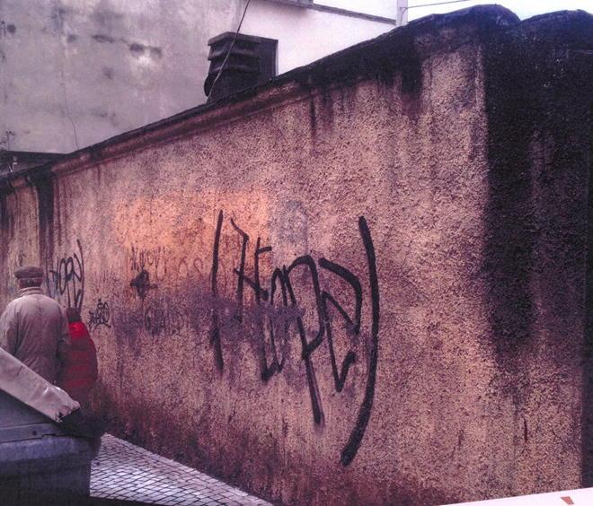 Un progetto per riqualificare il muro in degrado