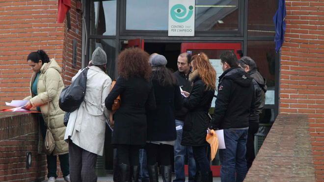 Oltre 2.000 domande per 85 posti socialmente utili