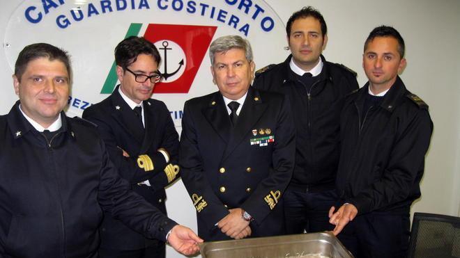 Maxi sequestro di “cee” in una pescheria, nei guai il titolare