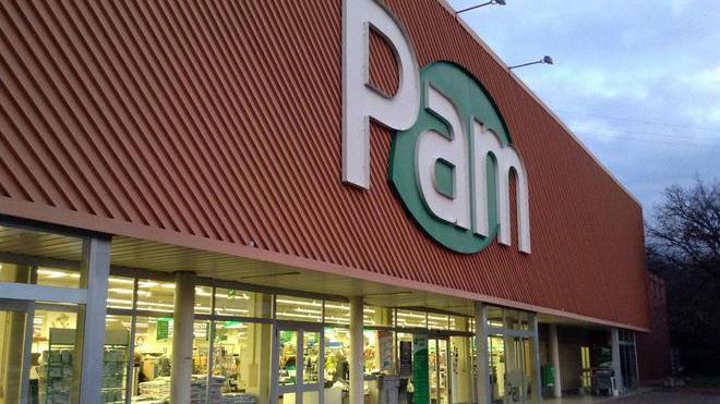 Chiude il supermercato Pam alla Querce