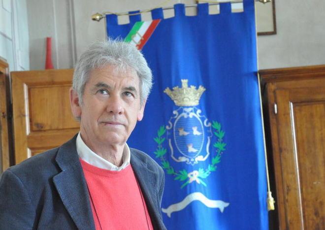 Possenti scioglie il nodo: «Mi ricandido a sindaco» 