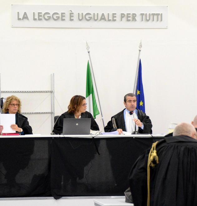Strage, respinte tutte le eccezioni dei difensori 