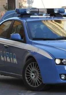Infrange le vetrate della stazione, denunciato un 18enne