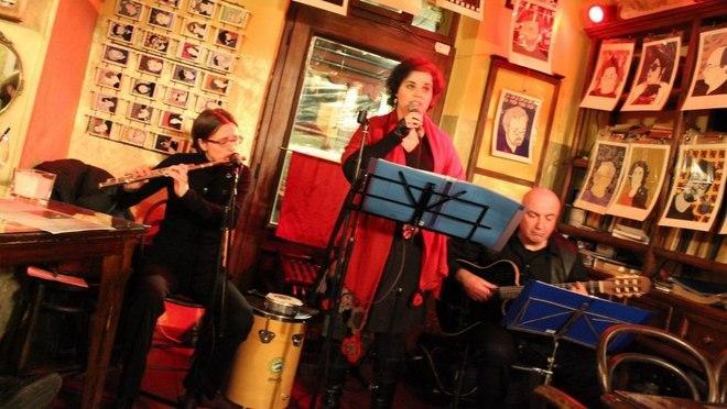 A noite brasileira Samba e bossa nova al Caffè etrusco