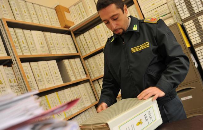 Maxi evasione da 4 milioni di euro: indagato impresario 