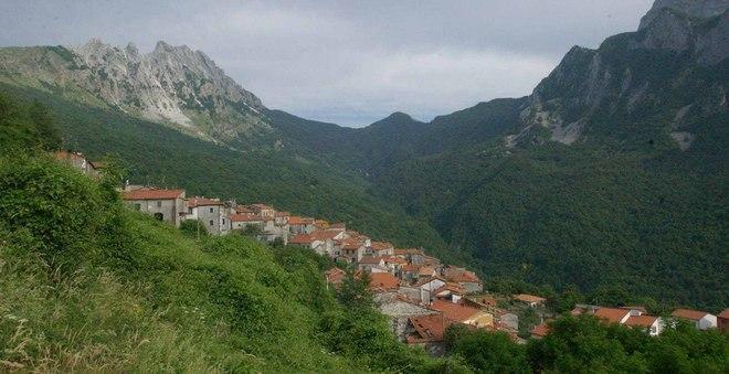 Discendenti cercansi: la ricerca dell’Associazione di Vinca 