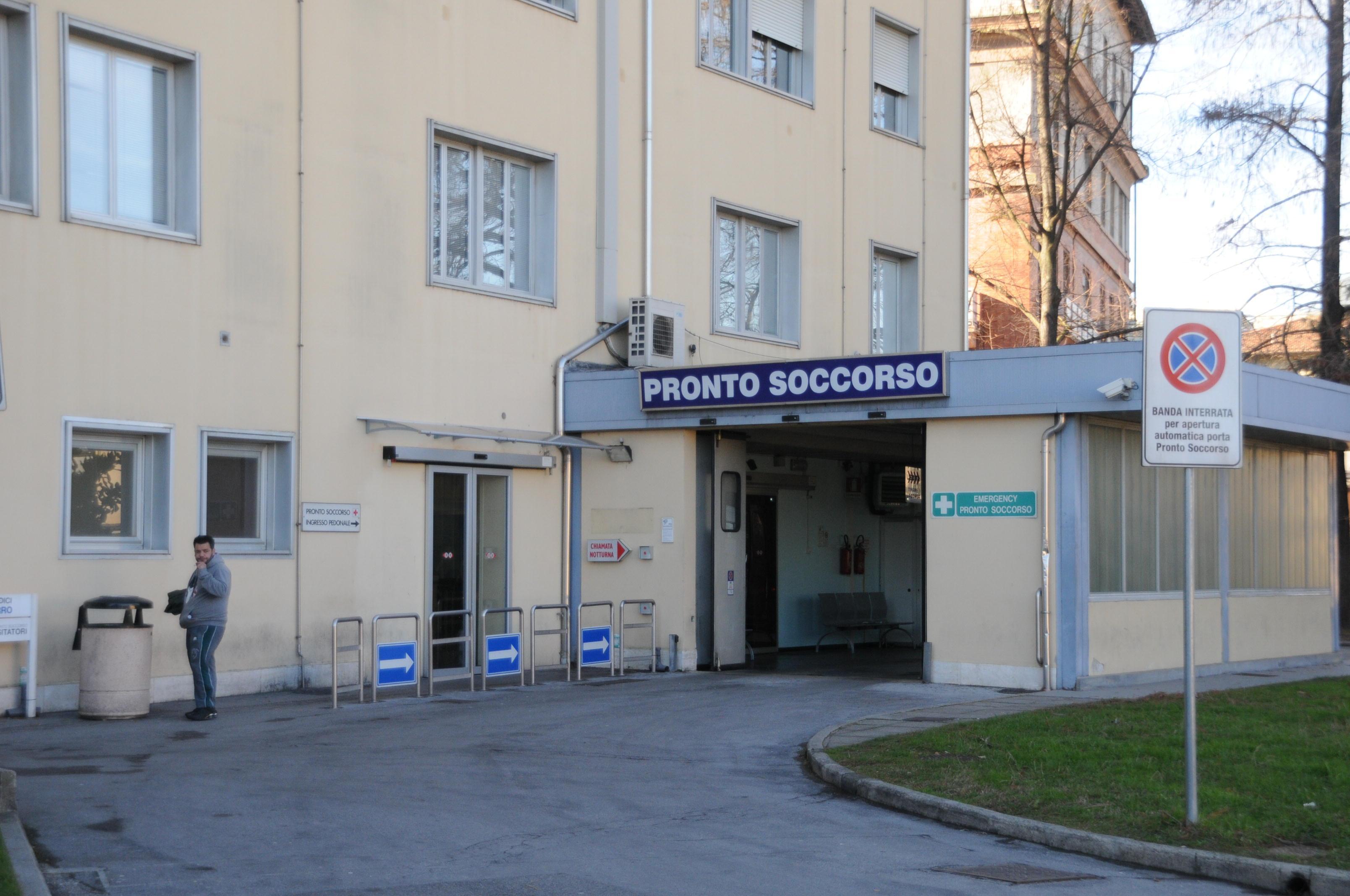 Furibondo litigio tra due infermiere davanti ai pazienti 