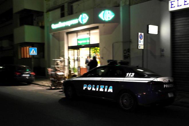 Spari da auto in corsa: livornesi trasferiti in carcere 