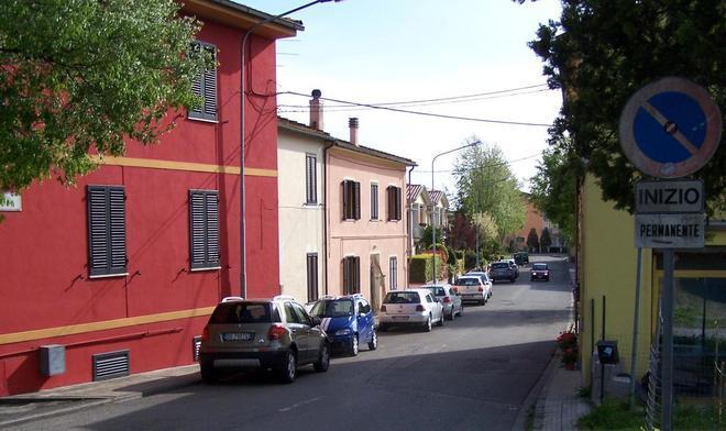 Rischi continui lungo via del Pesco