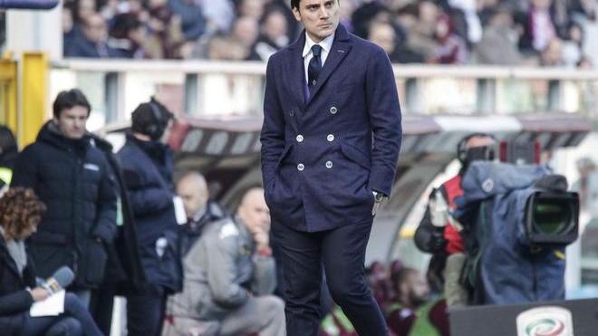 Montella: ci vuole subito un attaccante