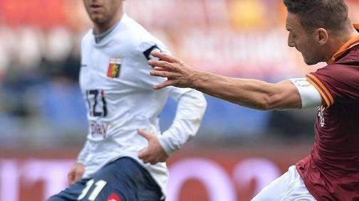 Col “ninja” è una gran Roma: Genoa distrutto
