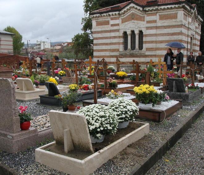 Cimiteri, 600mila euro per la manutenzione 