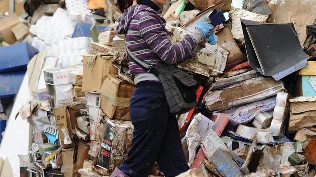 Partono i mobili per gli alluvionati