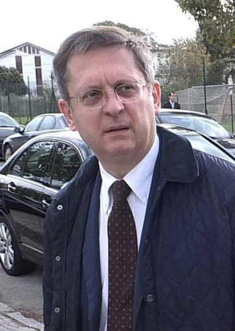 Per Filippeschi consenso in crescita del 2 per cento