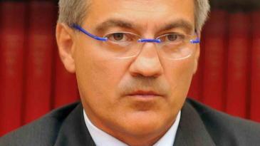 Ex amministratore finisce sotto processo per stalking