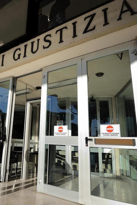 Scarcerati i quattro arrestati per lo spaccio di una dose di eroina