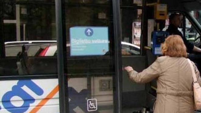 Il sindaco: al posto del capolinea bus parcheggio a ticket