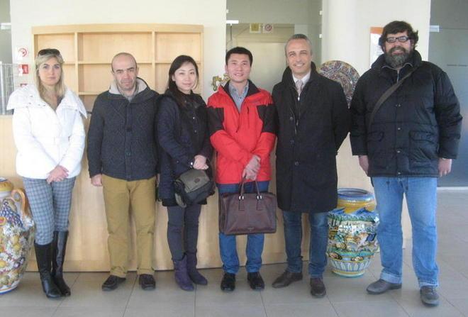 La Cina s’innamora della ceramica e la mette... in vetrina