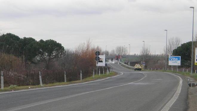 Nuovo furto di cavi della linea pubblica, strada al buio a Certaldo