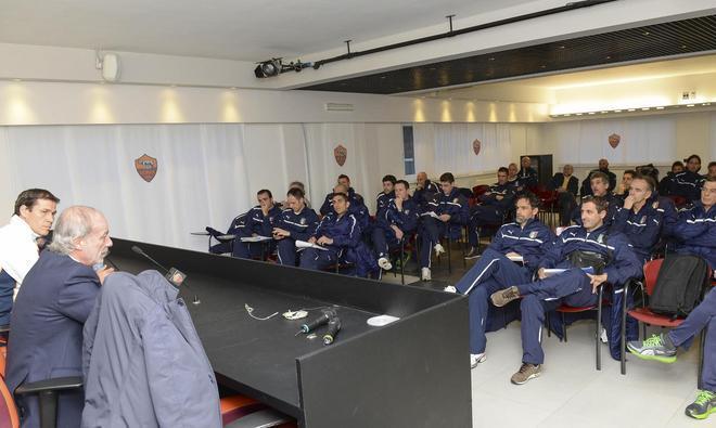 Anche Lucarelli a lezione da Garcia
