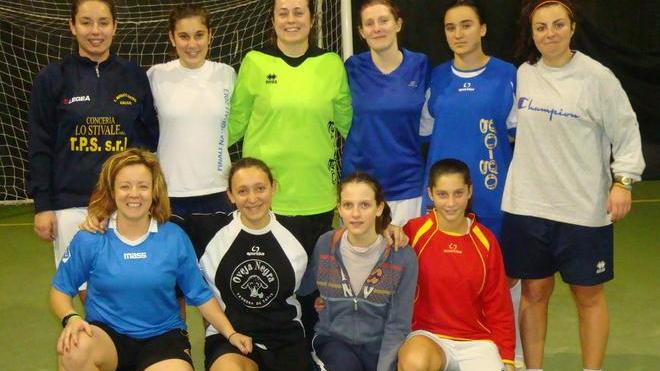 Giovani a lezione di calcio a 5 con l’Uisp