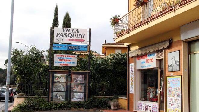 Ladri traditi dalle impronte dopo il tentato furto in negozio