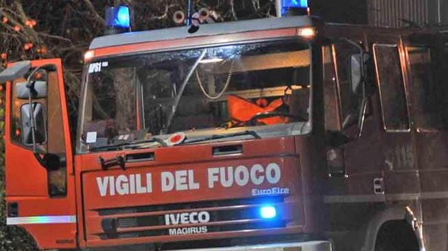 I pompieri evitano danni a un’azienda