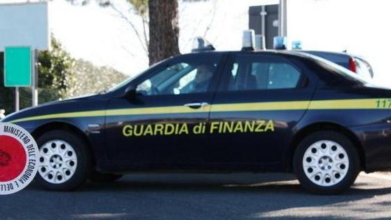 Estetista in casa, evade 150mila euro