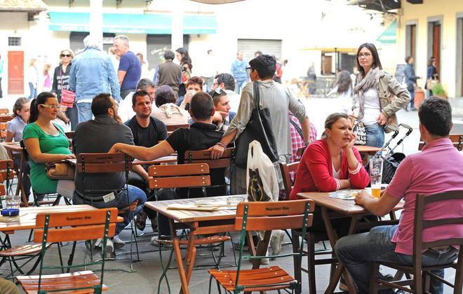 Un ristorante al posto della libreria Giunti 