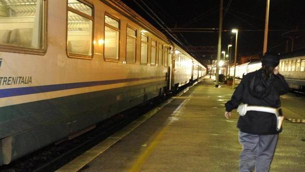 Ruba ma viene arrestato, poi patteggia otto mesi