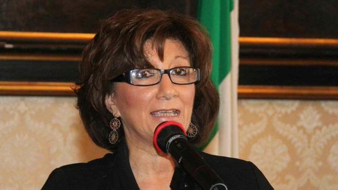 Dalla Carducci esposto al prefetto