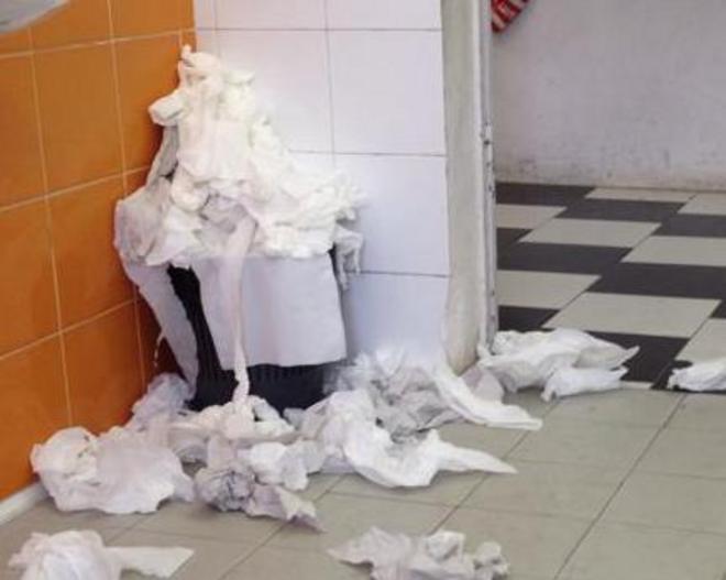 Scuole, firmato l’accordo: parte la pulizia straordinaria 