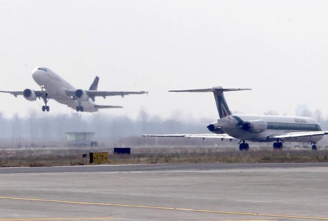 Gli aeroporti di Pisa e Firenze nella serie A degli scali, ma devono integrarsi 