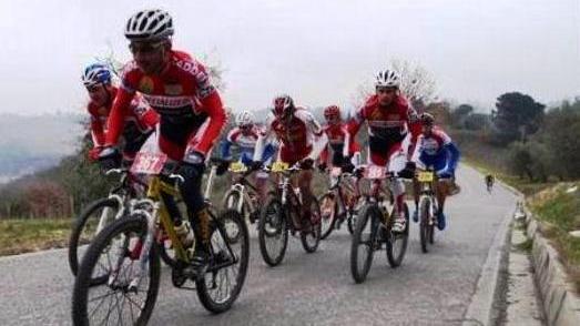 Al Trofeo 10 Comuni parte bene Cicli Taddei