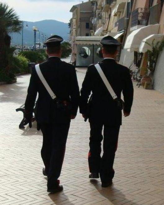 Ruba le offerte in chiesa a Carpani, giovane denunciato