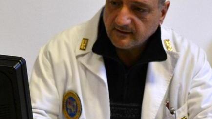 Morì dopo una caduta, 4 medici indagati