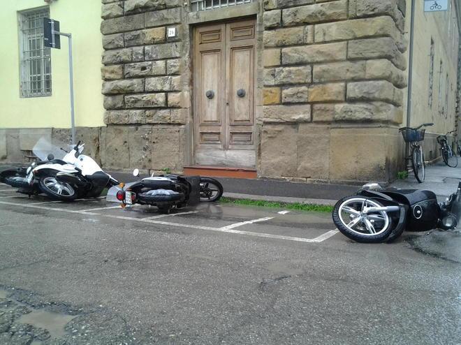 Il maltempo fa “strage” di motorini