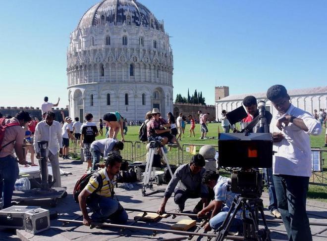 Ciak, si gira ancora sotto la Torre La città come set di cinque film 