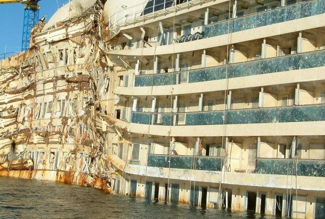 L’accesso di periti e avvocati dal lato dritto della Concordia