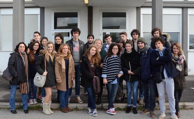 Autogestione? No, peer education 